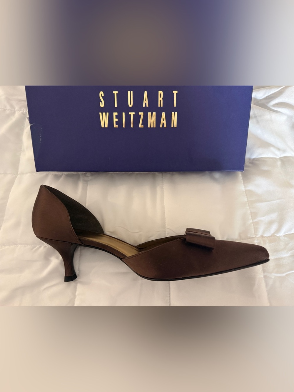 Stuart Weitzman Regalo Pumps – Chocolate Satin Bow Kitten Heels – Women’s 9.5 - Picture 6 of 7